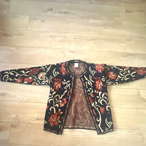 Casual woman floral knit - casual,
