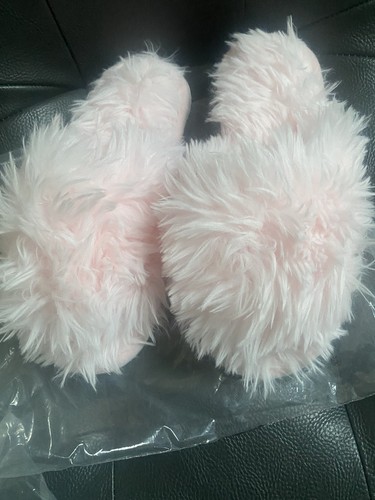 Ladies fluffy slippers size - fluffy,