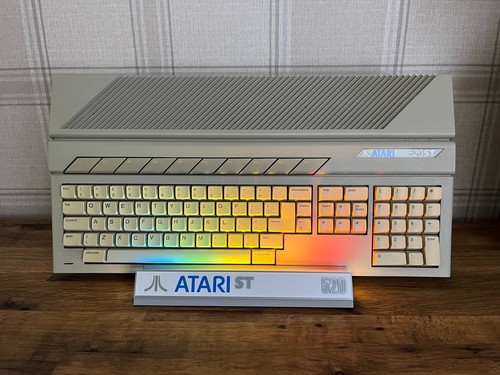 Atari 520 illuminated - atari,