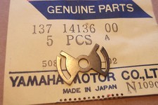 YAMAHA CS3 CS5 YL2 L5T YCS1  GENUINE  CARB' THROTTLE VALVE CLIP - # 137-14136-00