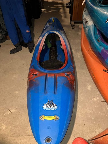 Pyranha shiva used whitewater - shiva,