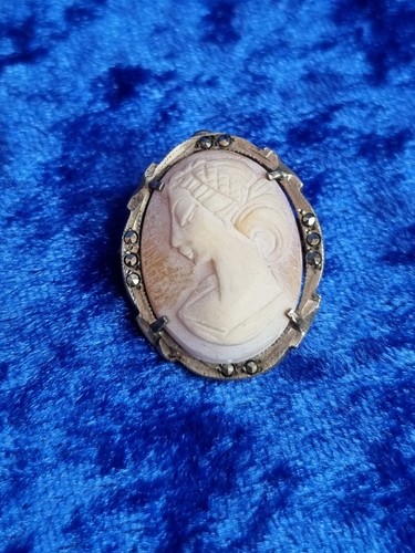 Antique art deco shell - art, cameo