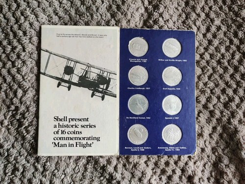 Vintage shell presents - presents,