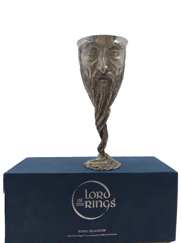 The lord rings royal - the,
