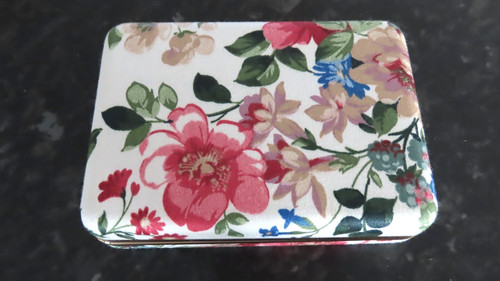Mele floral clam shell - mele,
