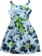 Dress By Jessica Howard Size