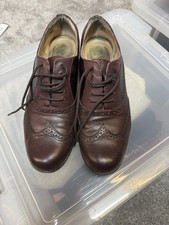 Ladies Clarks Brogues Burgundy