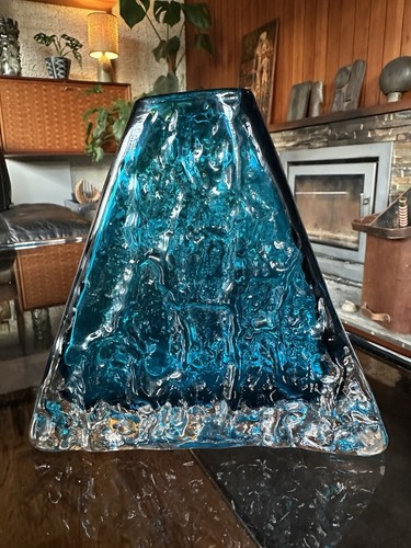 Whitefriars pyramid vase - vase, in