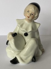 LOVELY VINTAGE RETRO PIEROT