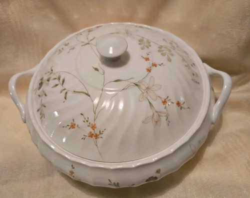 Wedgwood campion lidded - wedgwood,