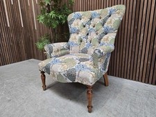 Traditional Large Buttoned
