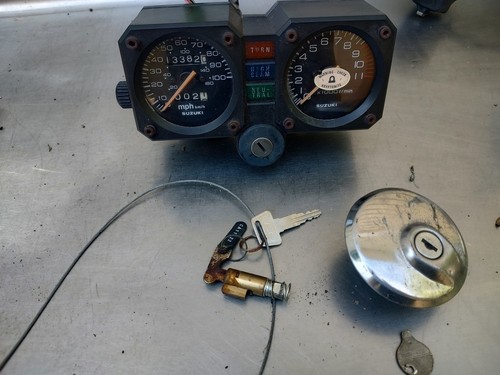 Gauges with ignition switch