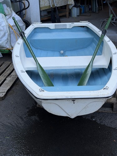 Lovely solid fibreglass - lovely,