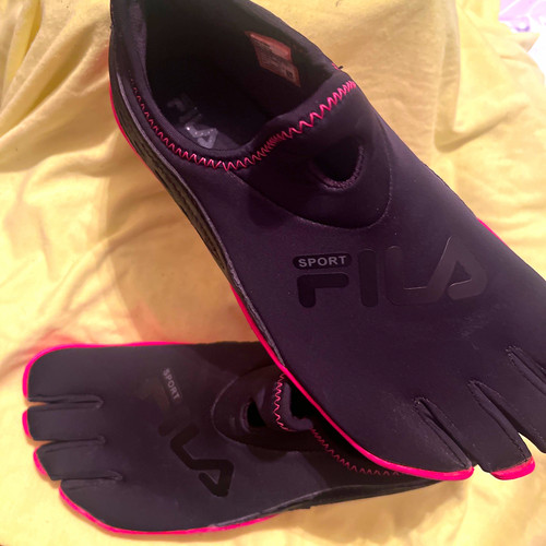 Fila skele toes shoes - fila,
