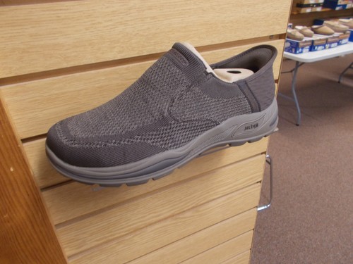 Skechers men hands - hands, free