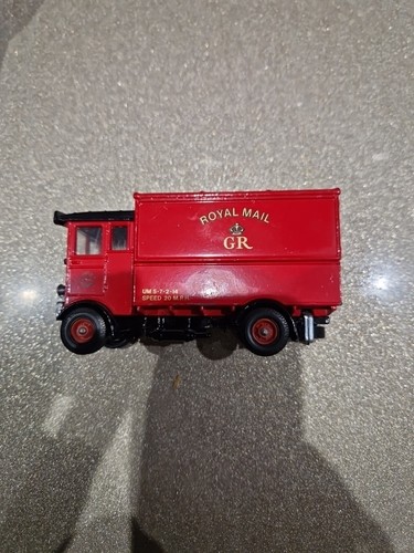 Corgi royal mail model van - model,