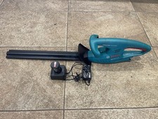 Bosch EasyHedgeCut 12-45 With 12V Battery & Charger Hedge Trimmer
