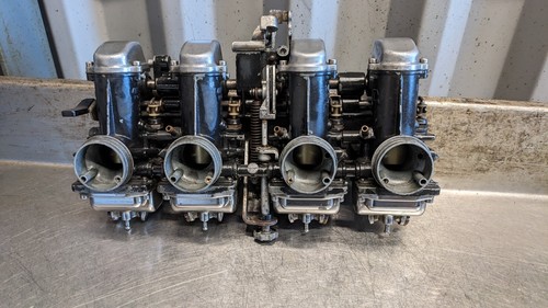 Suzuki gs1000 carburettors - suzuki,