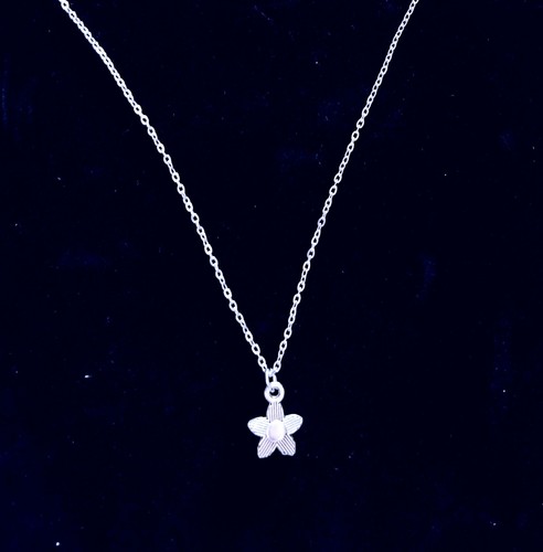 Daisy flower charm pendant - charm,