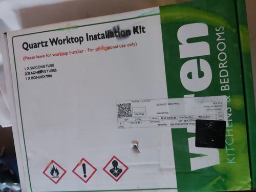 Wren kitchen quartz worktop - quartz,