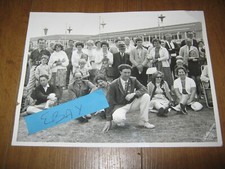 BUTLINS HOLIDAY CAMP ORIGINAL SOUVENIR PHOTOGRAPH REDCOAT GROUP PHOTO 1960S?