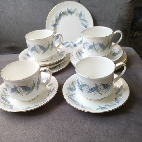 Vintage royal standard - royal, trend
