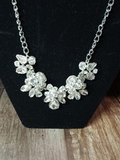 Stunning Clear Crystal/Glass Statement Stainless Steel Necklace Beautiful Piece