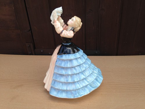 Royal doulton susan 2952 - susan,