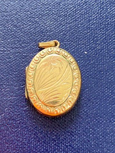 Vintage rolled gold - gold, locket
