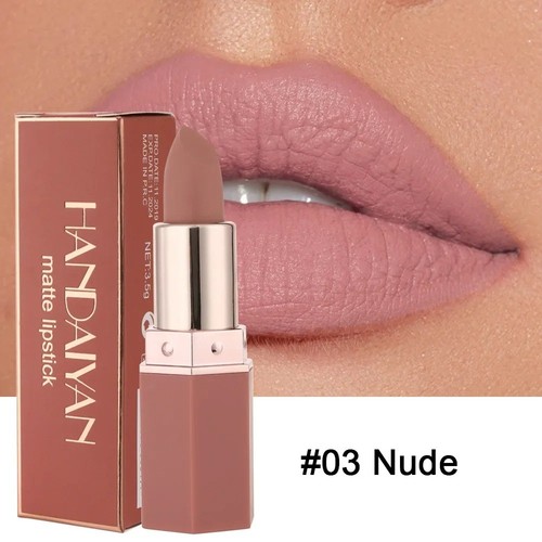Long lasting lipstick - long,