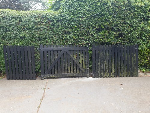 Driveway garden wooden gates - wooden,