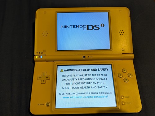 Nintendo dsi handheld - dsi, xl