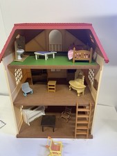 Sylvanian Families -  Cedar Terrace House & Furniture