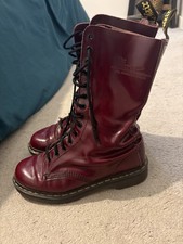 Dr Martens Docs Vintage Red