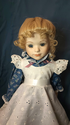 Vintage new global dolls wig - new,