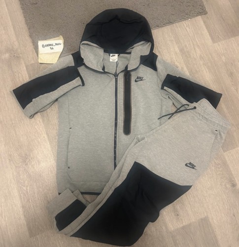 Woven nike tech fleece - tech,