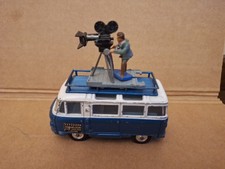Corgi Commer Bus 2500. Film