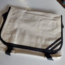 Box of 10 Messenger Bags