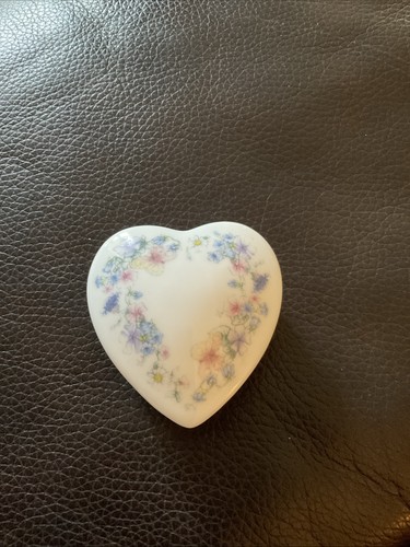 Wedgewood angela heart shaped - wedgewood,