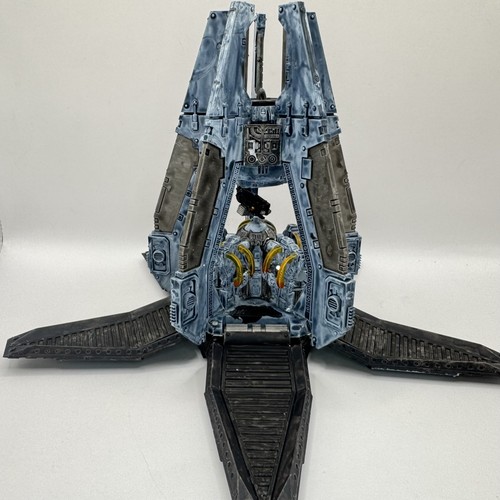Space marine pod drop - pod,