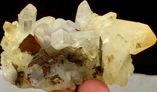 Grams natural red brookite - red,