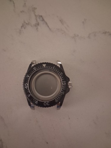 Gucci dive watch case - gucci,