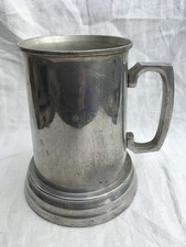 Beer tankard glass-bottomed
