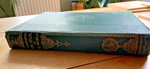 Harmsworth new atlas the - harmsworth's,