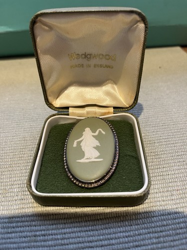 Wedgwood jasperware cameo - wedgwood,
