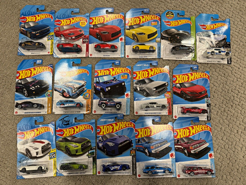 Hot wheels diecast nissan - hot,