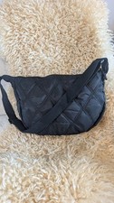 Crossbody Hobo Padded Bag In