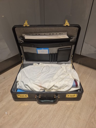 Masonic grand apron - hard, case