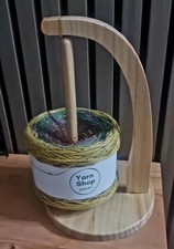 UK Wool Ball Wooden Yarn Holder Rotating Yarn Stand Thread Spool Crochet