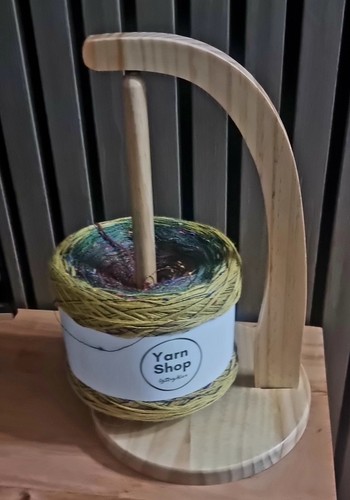 Wool ball wooden - ball, yarn